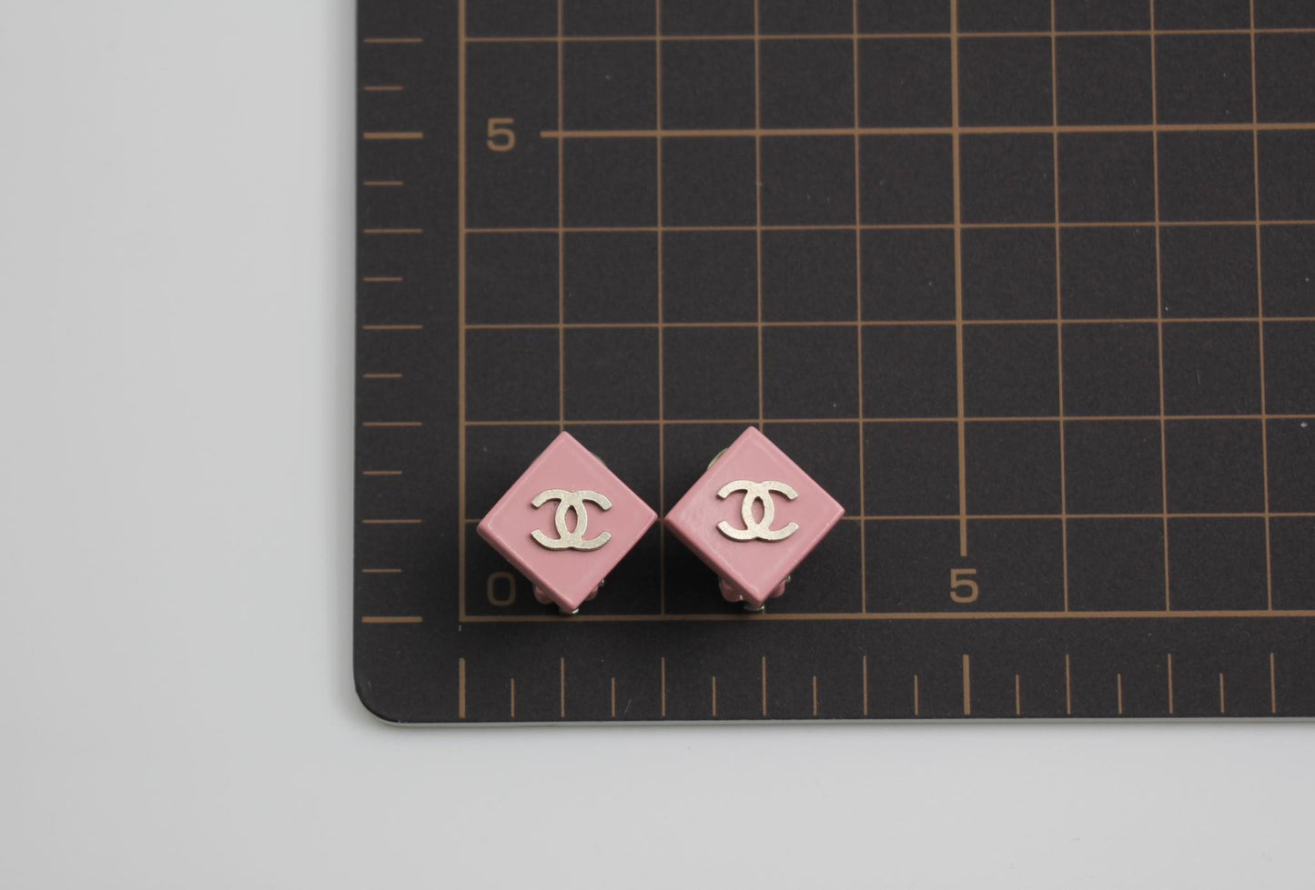 Vintage Chanel 04P Pink Diamond Resin Clip-On Earrings