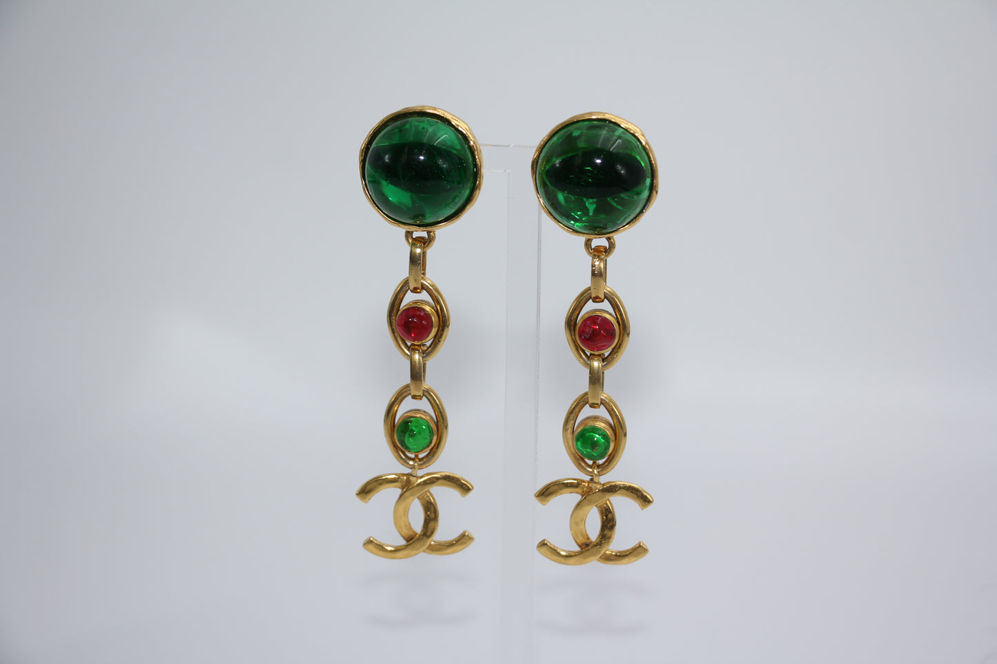 CHANEL Chanel Gems Earrings - Onesize earrings - Secondhand luxury from Wararni