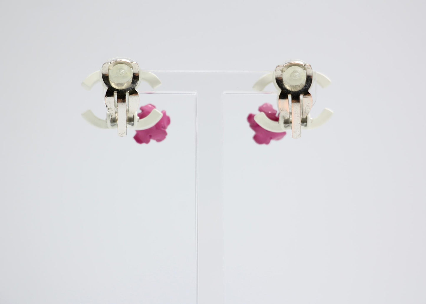 Chanel Vintage 04P Resin Pink Flower Earrings