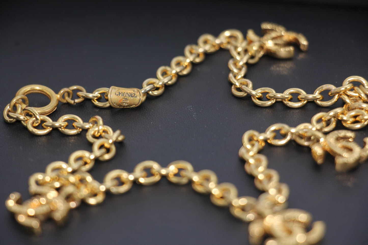 Chanel Vintage 71 80 Gold Plated Five Cc Necklace