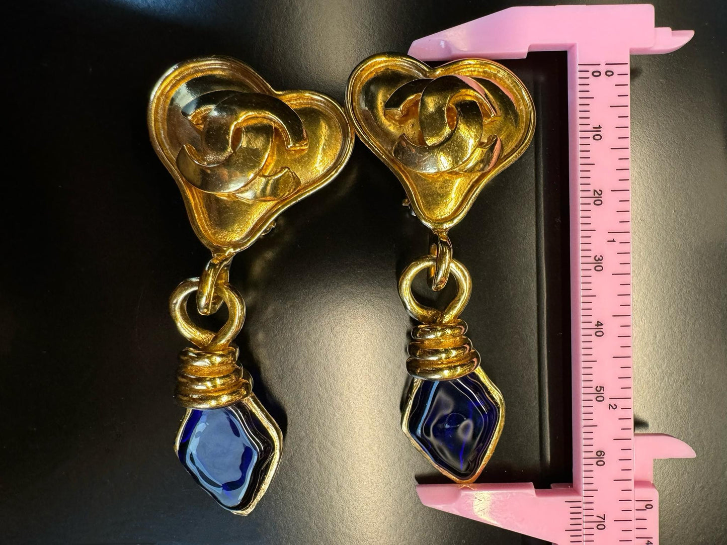 Chanel Vintage 95P Blue Gripoix Gold Plated Heart Clip On Earrings