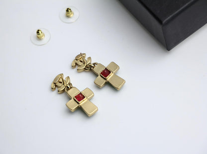 Chanel Vintage 02P Green And Red Glass Gold-Plated Cross Earrings 1