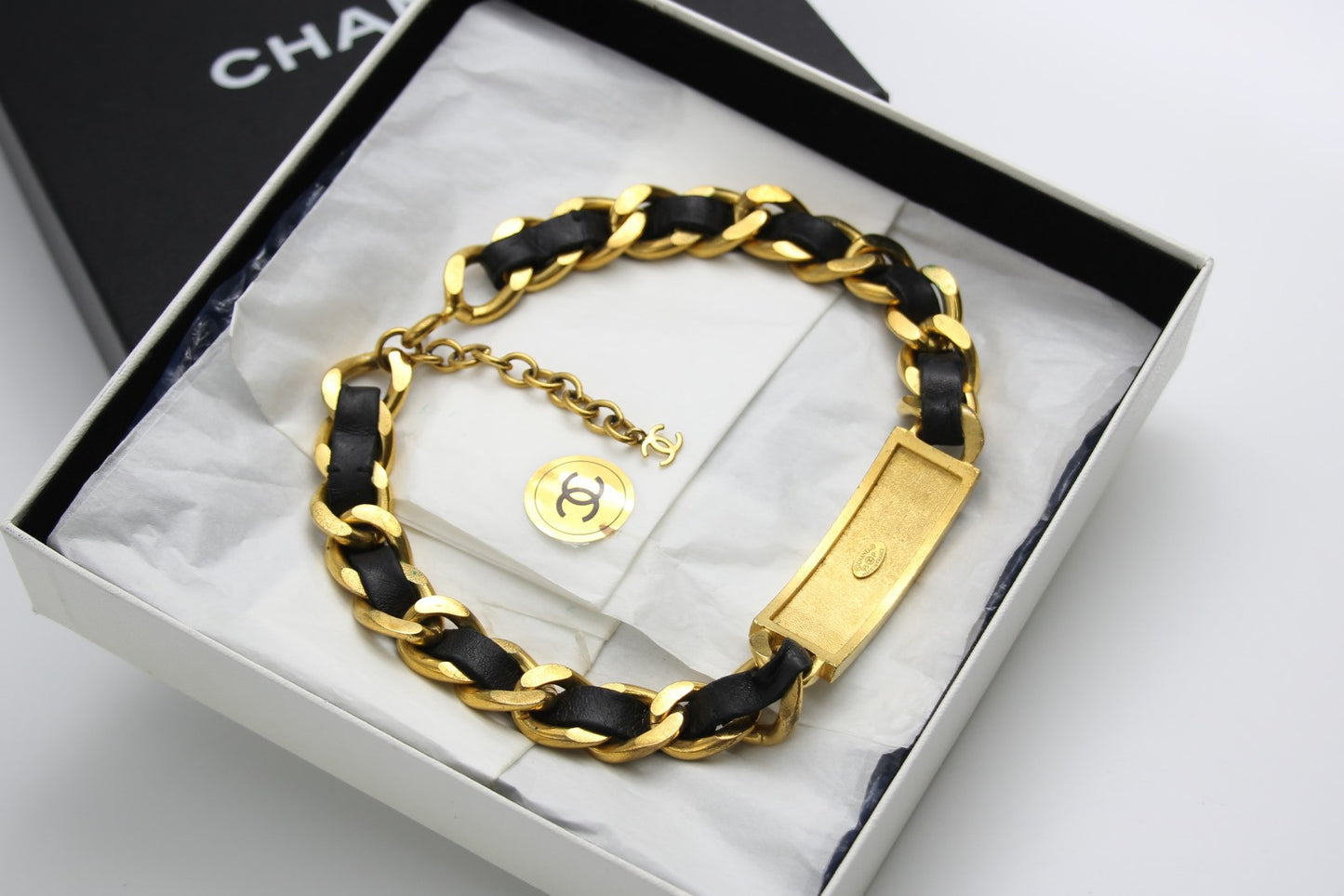 Chanel Vintage 95P Black Gold Leather Chain Gold Plated Necklace