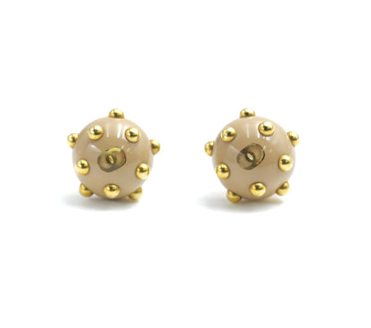 CHANEL Chanel Vintage 00A Resin Khaki Brown Gold Dot Earrings - Onesize Fashion Jewellery - Used fashion item from Wararni