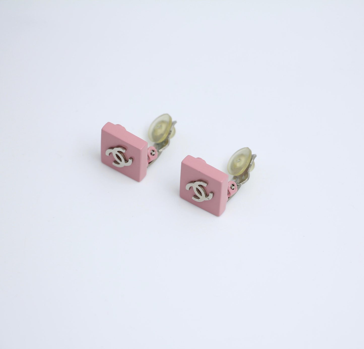 Vintage Chanel 04P Pink Diamond Resin Clip-On Earrings