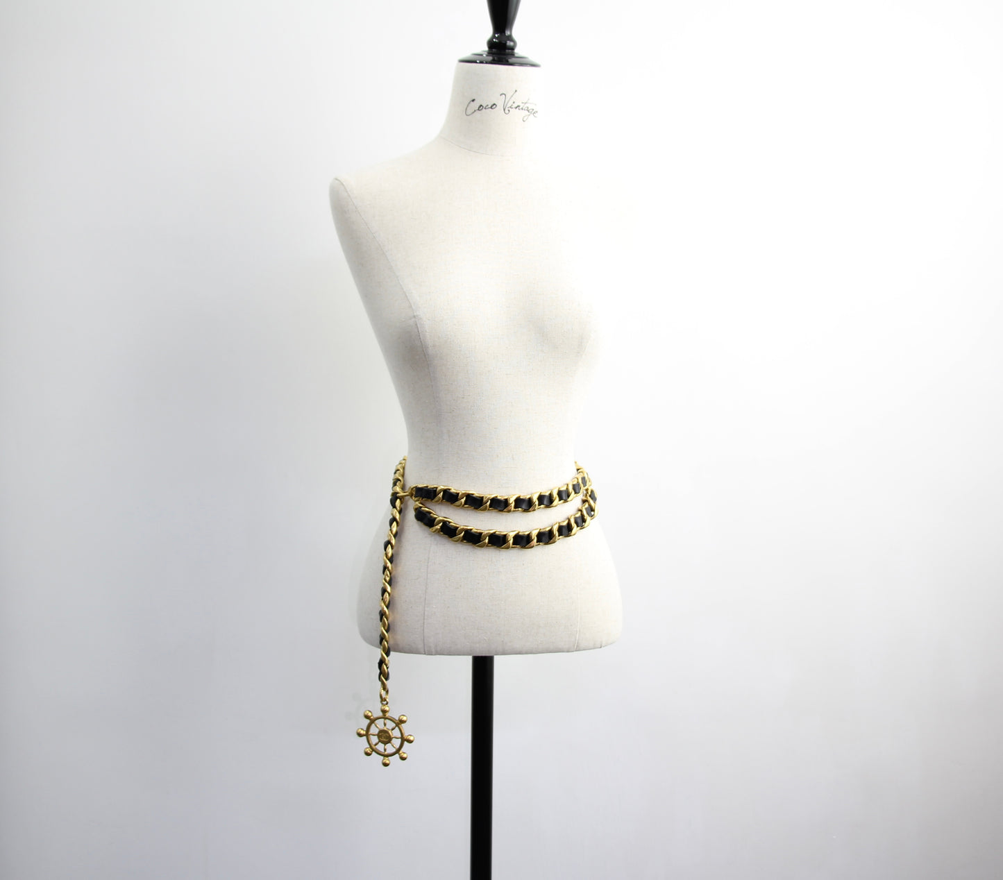 Chanel Vintage 94P Gold Plated Leather Navy Chain Waist Chain L94