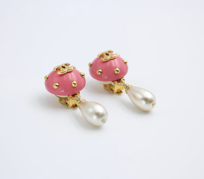 Chanel Vintage 96C Imitation Pearl Resin Rouge Pink Bean Earrings