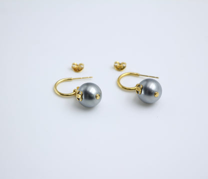 Chanel Vintage 2002 Imitation Pearl Gray Wave Dangle Earrings 1