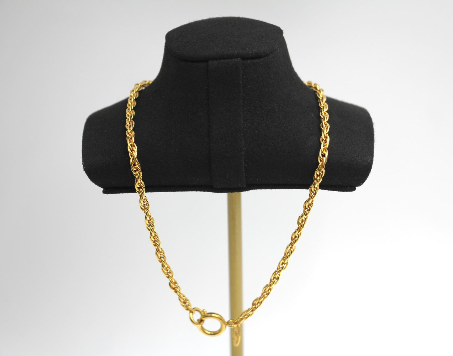 Chanel Vintage 81 85 Gold Plated Chain Clavicle Necklace