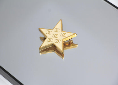 Chanel Vintage 01P Metal Yellow Star Brooch