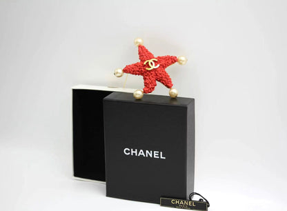 Chanel Vintage 93C Red Lava Imitation Pearls Gold Plated Brass Cc Starfish Brooc