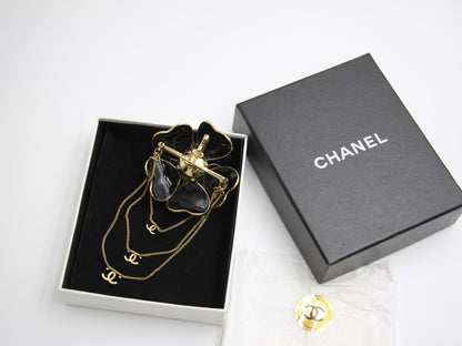 Chanel Vintage 02A Imitation Pearl Black Camellia Three Cc Brooch