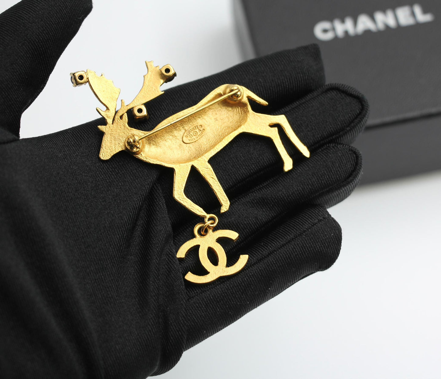 Chanel Vintage 01A Rhinestone Deer Cc Brooch