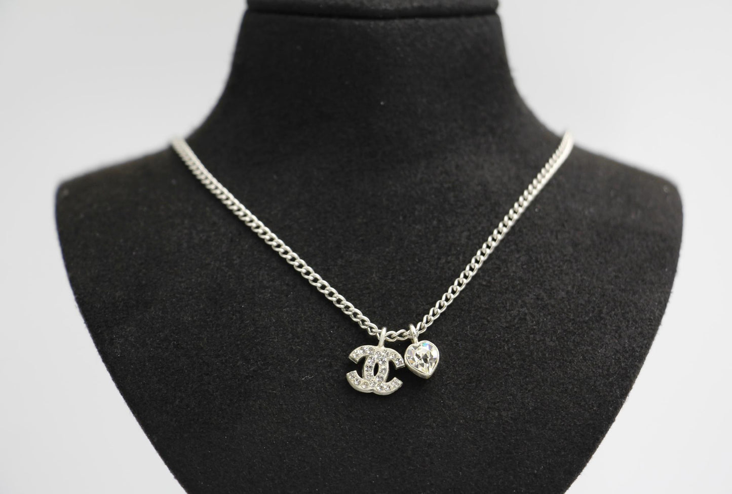 Chanel Vintage 05P Rhinestone Silver Heart Necklace