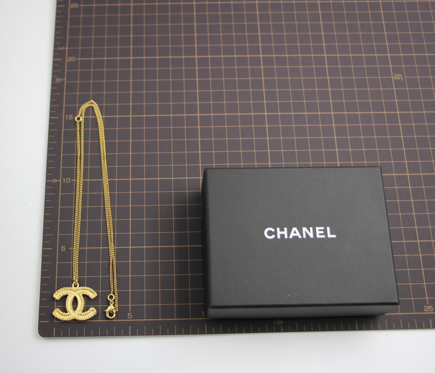 Chanel Vintage 14P Gold Plated Wheat Ear Cc Necklace