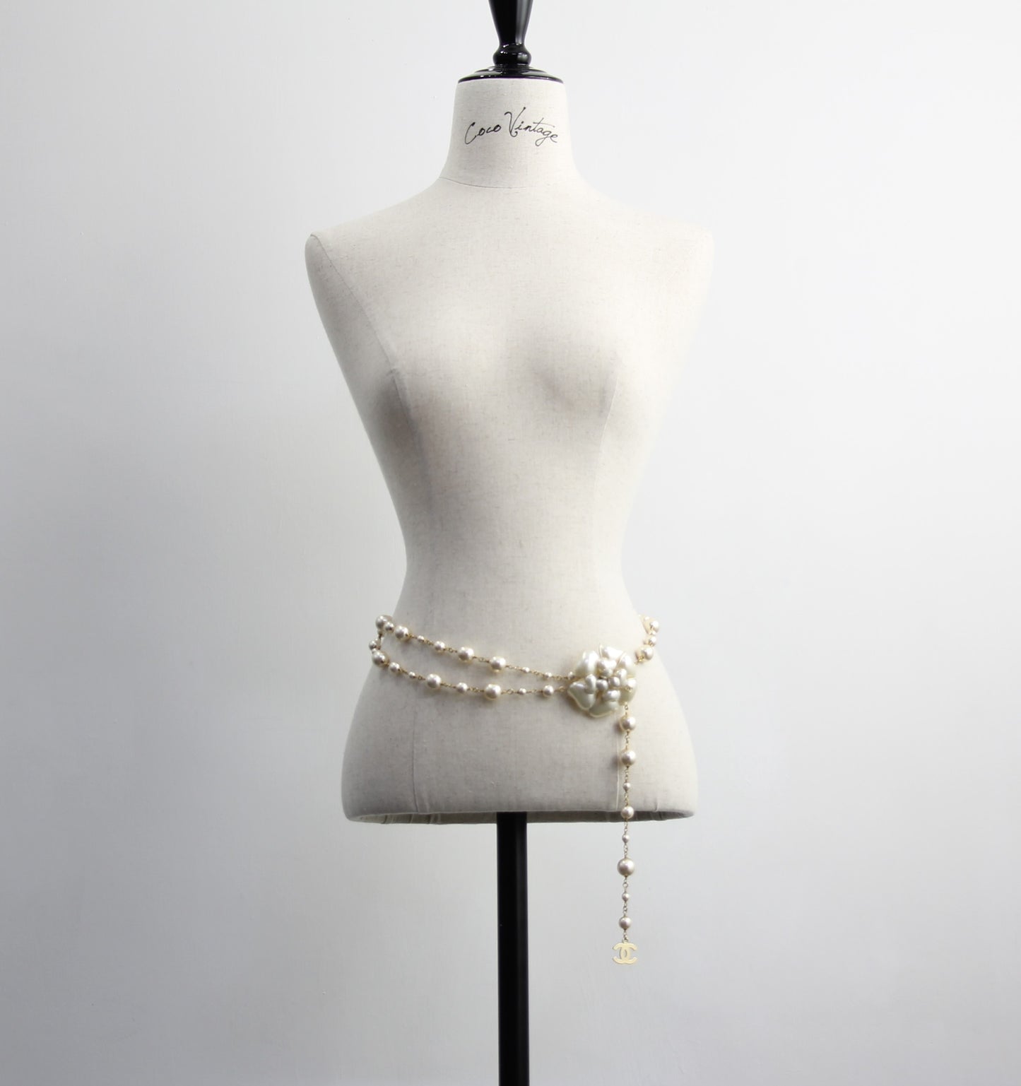 Chanel Vintage 02A Pearl Camellia Waist Chain