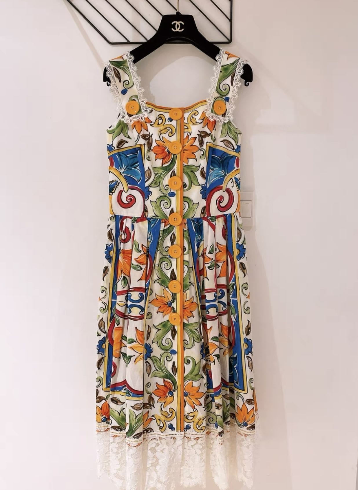 DOLCE & GABBANA Dolce & Gabbana Sicilian Printed Dress - Medium Dress - Vintage fashion from Wararni