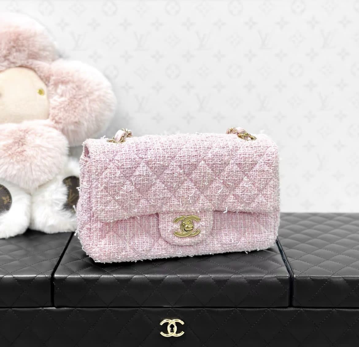 Chanel 21S pink flap