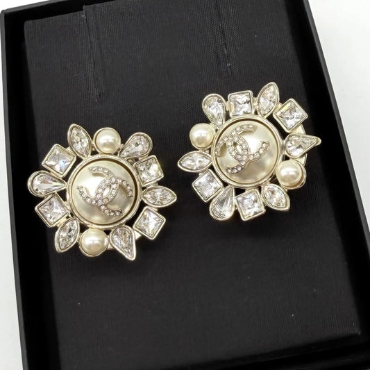 Chanel snow-white pearl flower clip-on earrings