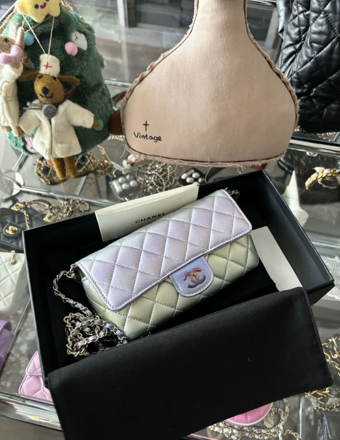 CHANEL Chanel Gradient Metallic Quilted Lambskin Glasses Case on Chain Iridescent Hardware, 2021 - Fits glasses maybe phone Crossbody Bag - Vintage fashion from Wararni