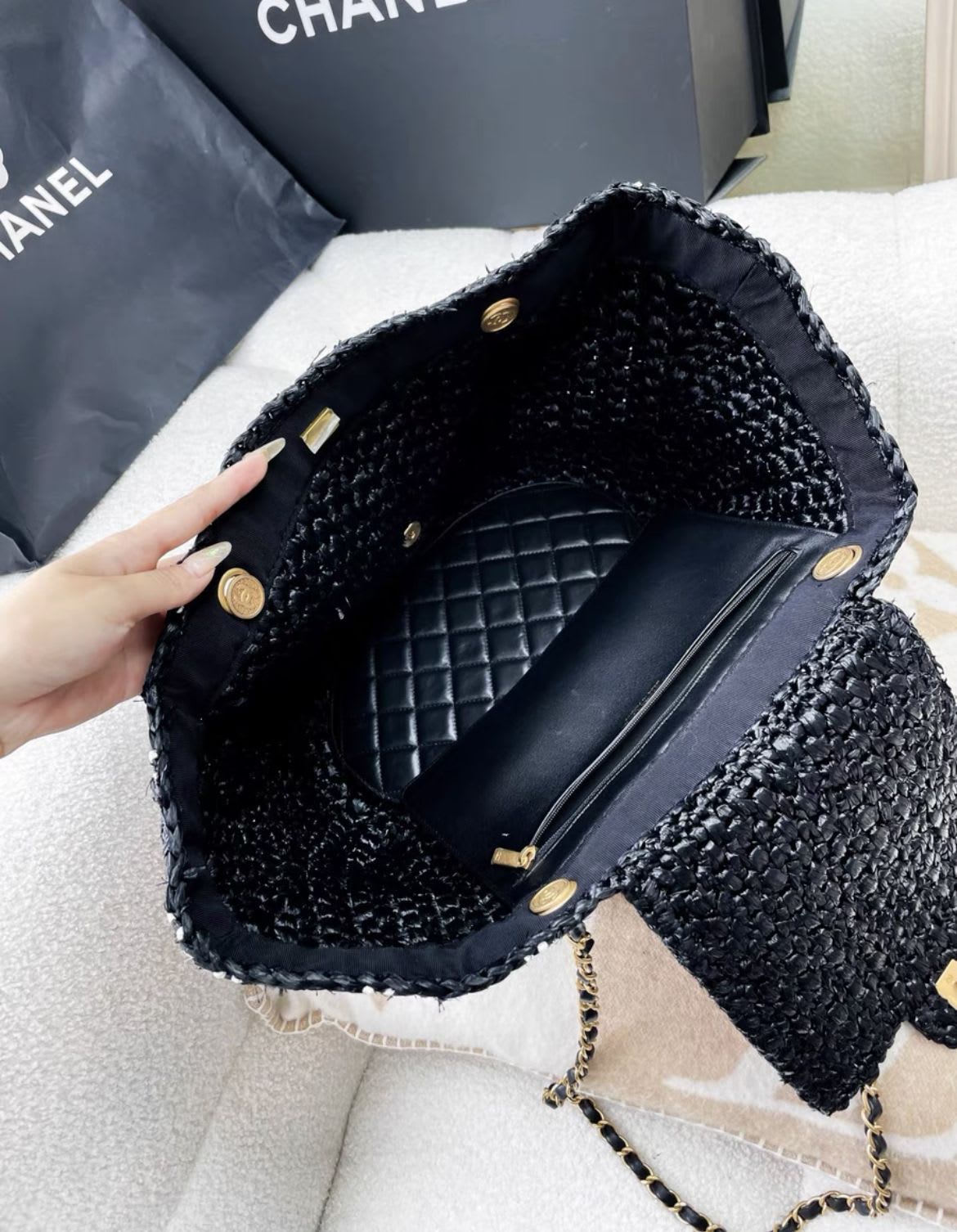 Chanel 23S raffia black and white woven tote bag