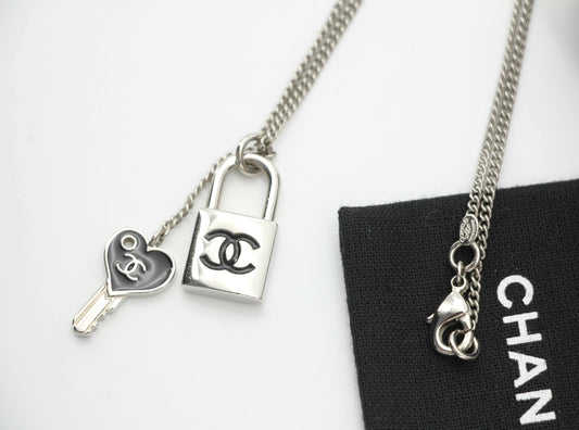 8677eec66543c09e6c4f8401e52d9965