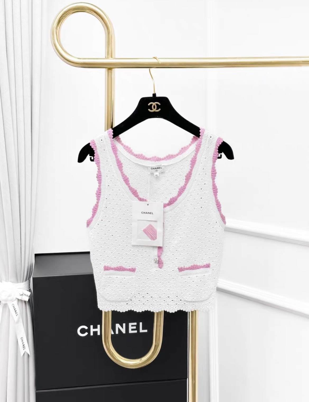 CHANEL Chanel 24P white knitted top - 34 Top - Used fashion item from Wararni