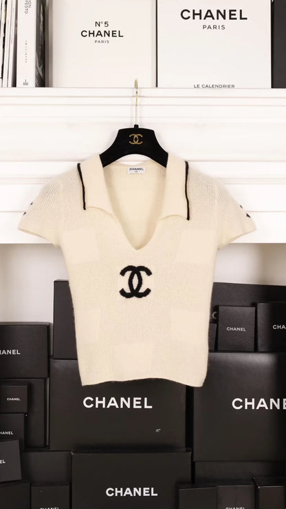 Chanel 2001 ecru Cashmere CC Top
