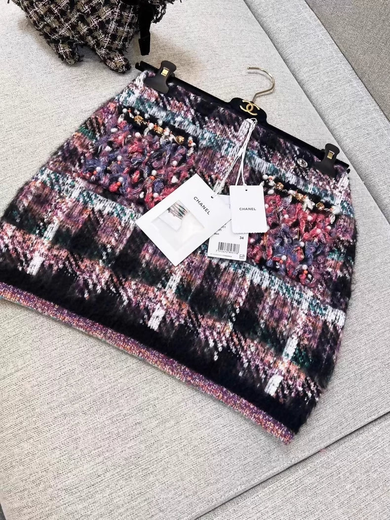 Chanel 22A mixed-color check skirt