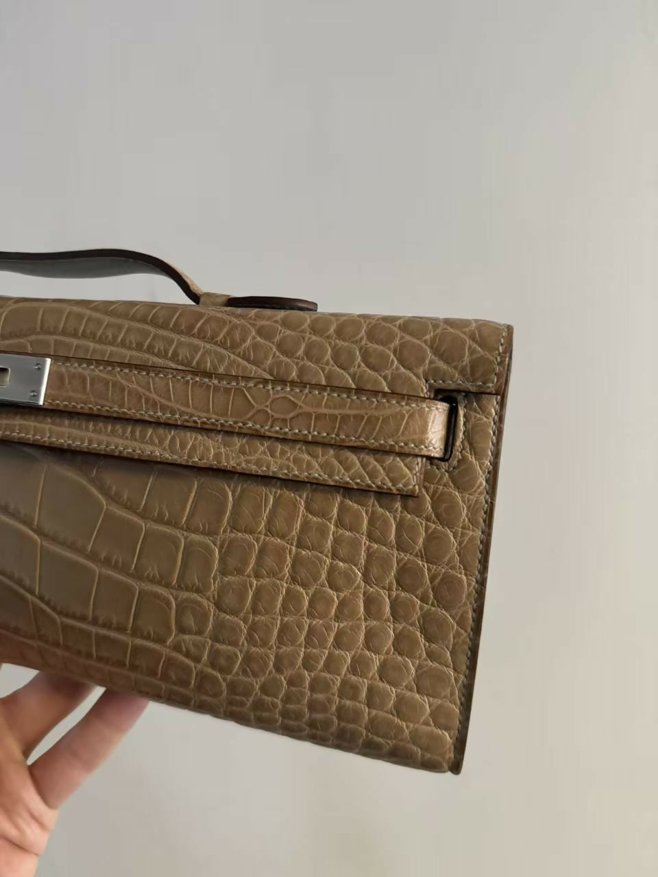 Hermes Kelly cut Matt croco milk tea