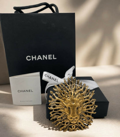 NIB Chanel 19K Limited Edition Large Egyptian Collection Gold CC Lion Head Brooch