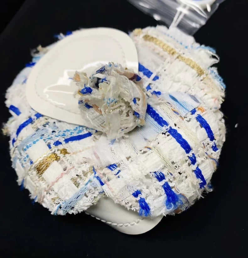 Vintage Chanel camellia brooch from the 2018 Cascade Collection in woven fabric - New and never used