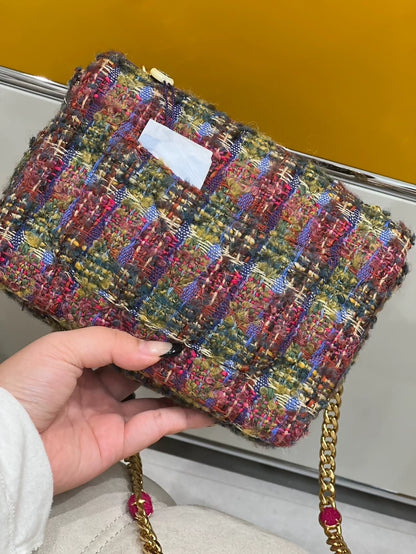 Chanel 22K pink/green Tweed Crossbody Bag
