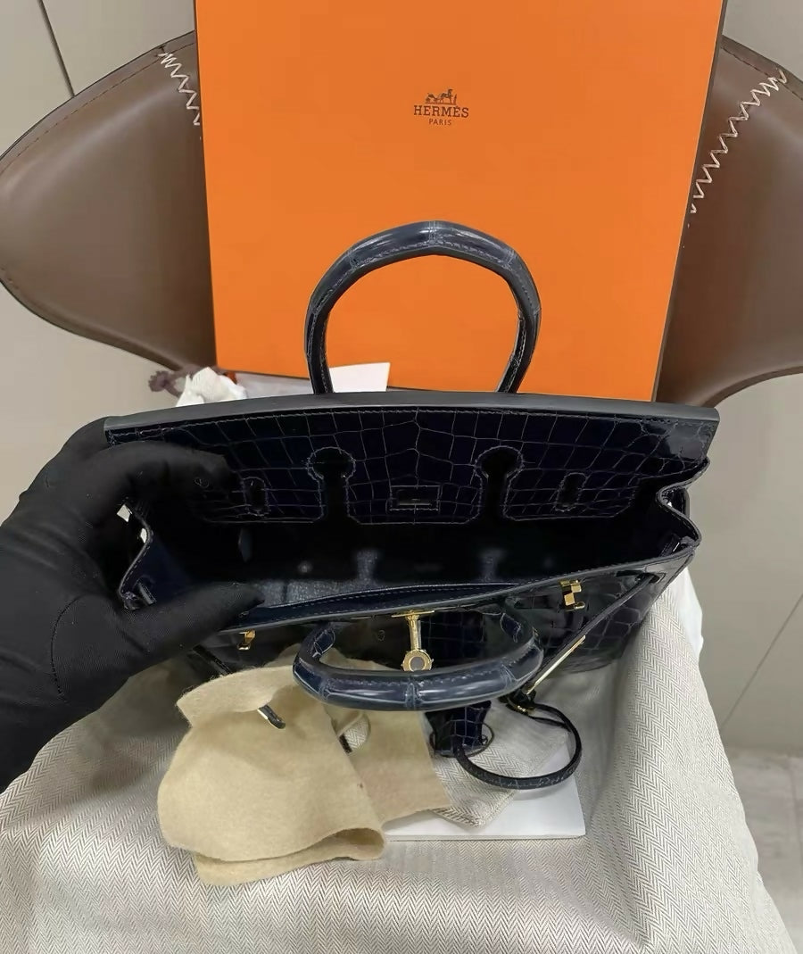 Hermès Birkin 25 Bleu Baltique (8X) Shiny Niloticus Crocodile with Gold Hardware