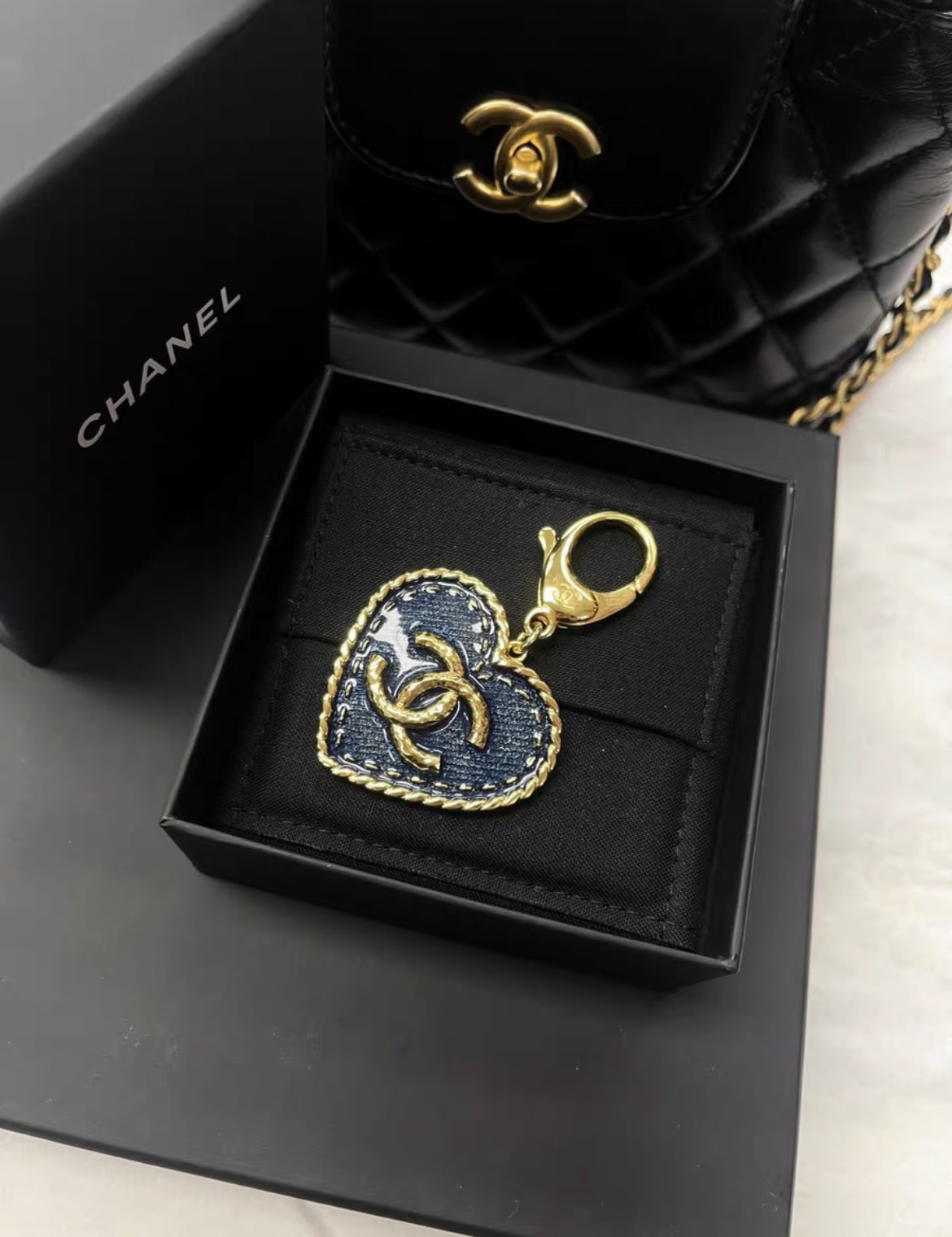 CHANEL Chanel 24p Denim Blue Heart Keychain - One size Accessories - Used fashion item from Wararni