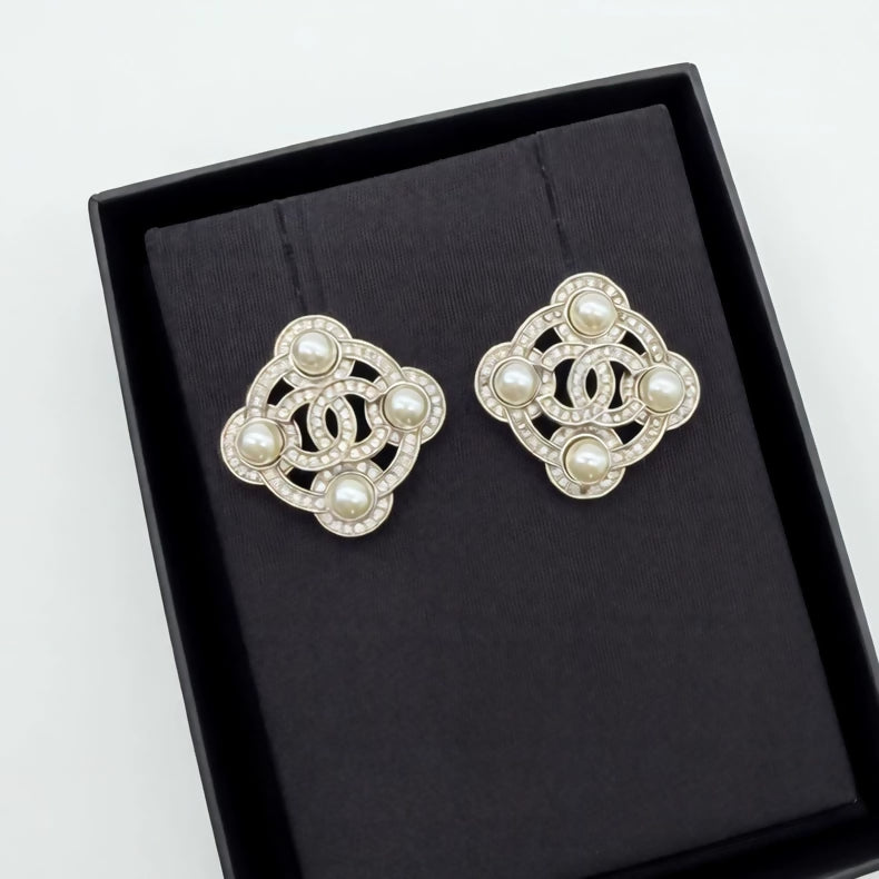 CHANEL pearl earrings