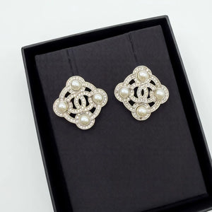 CHANEL pearl earrings