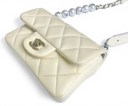 Chanel 2019 My Precious Pearls Quilted Leather Mini Waist Belt Bag