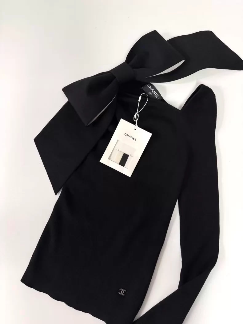 Chanel 25K black dress