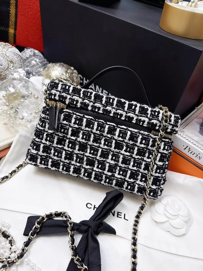 Chanel 25C black and white tweed case bag with silver hardwar