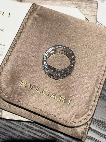 Bvlgari Serpenti white gold ring