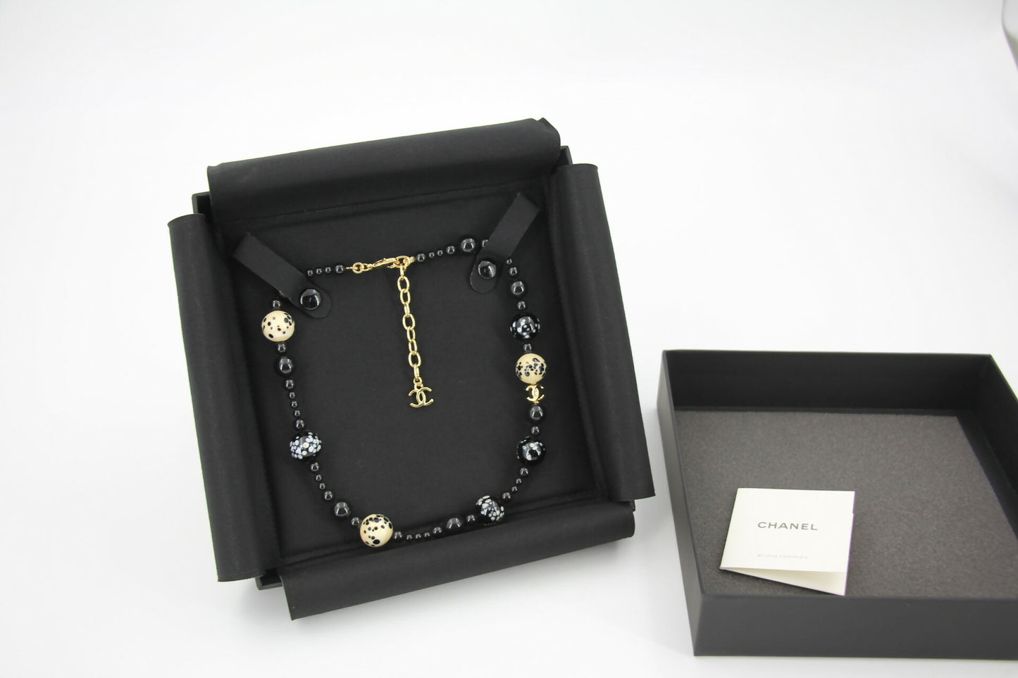 Chanel 26A Metal Gripoix Pearls & Resin Gold Black & White CC Necklace