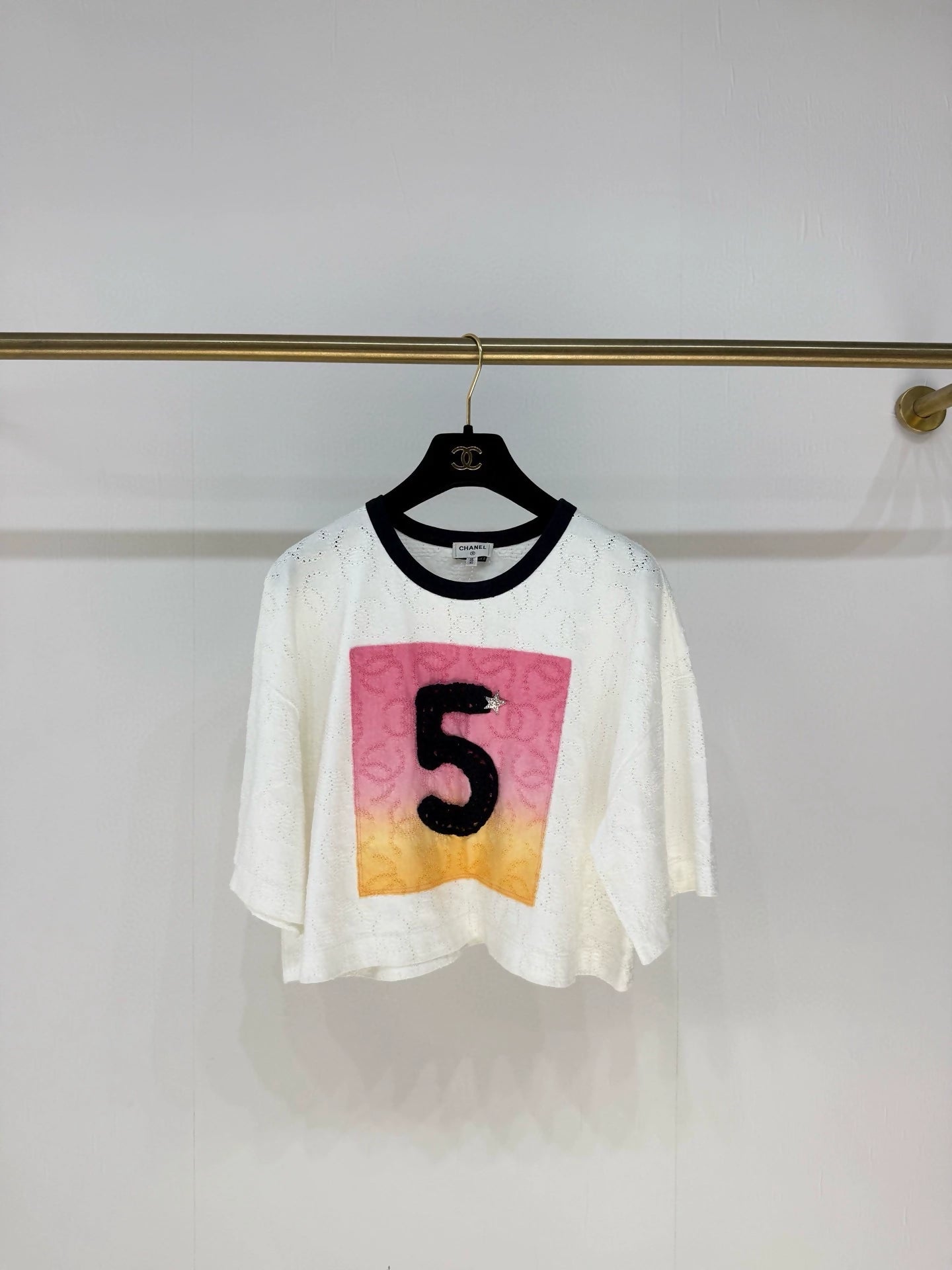 Chanel No. 5 top T-shirt
