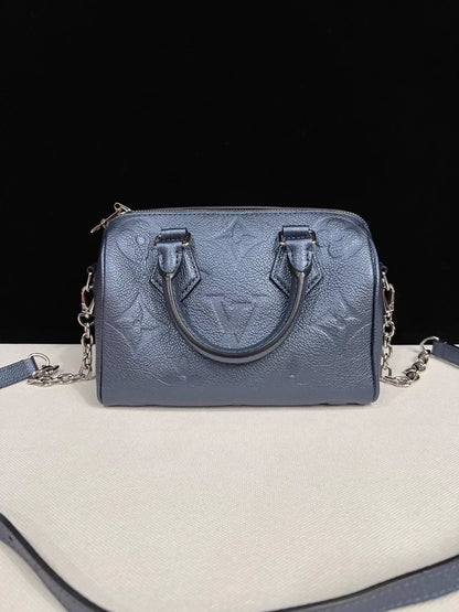 Louis Vuitton Speedy 20 blue embossed silver hardware