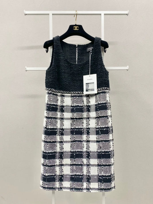 Chanel 23P black and white checked tweed dress