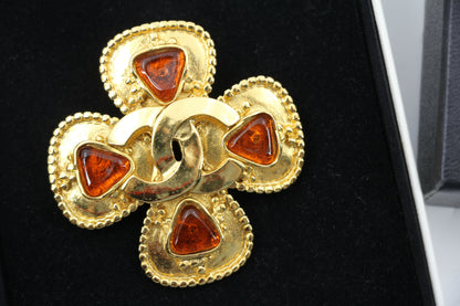 Chanel Vintage 96A Gripoix Orange Clover CC Brooch