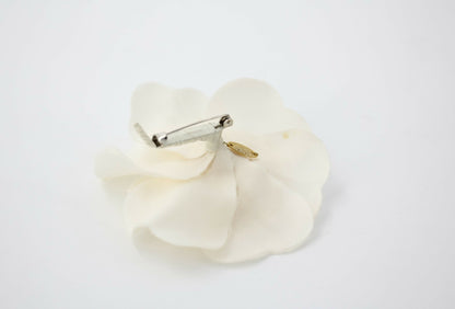 Chanel Vintage 81-85 White Silk Camellia Brooch