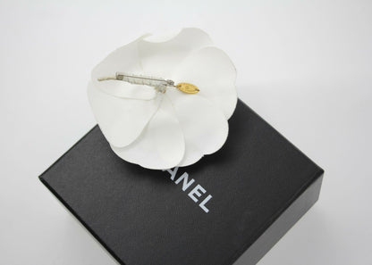 Chanel Vintage 81-85 White Silk Camellia Brooch