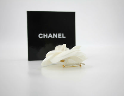 Chanel Vintage 81-85 Silk White Camellia Brooch