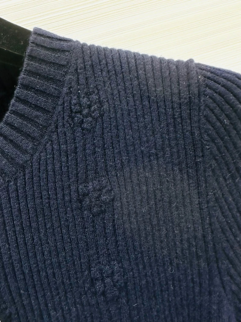 Chanel 25C black knit top